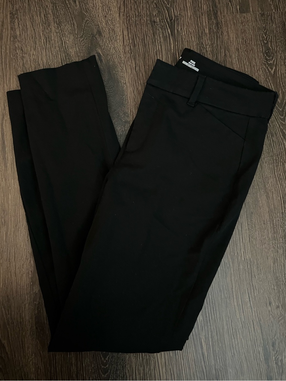 Old Navy Black High Rise Pixie Pants with Secret-Slim Pockets Size 4